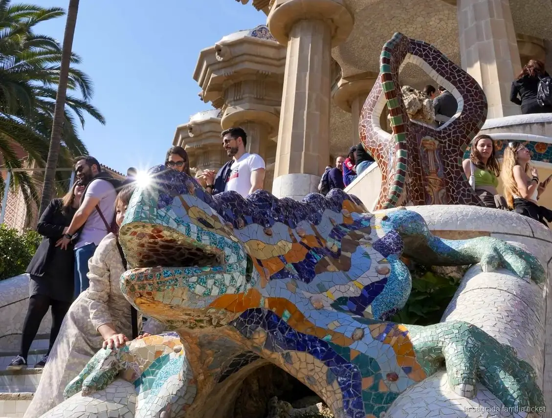 Mosaic details at Park Güell on the Sagrada Familia combo tour